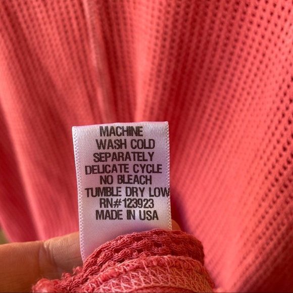 XCVI Assymetrical long Sleeve Hot Pink Mesh Blouse V neck Top - Picture 9 of 11